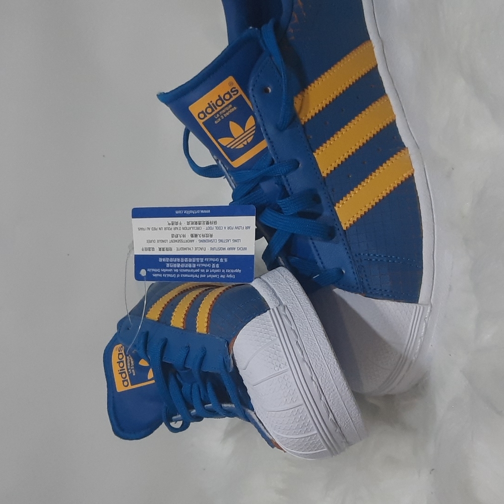 Adida sneaker